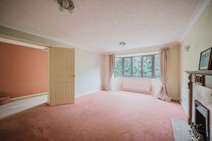 Sitting room- click for photo gallery